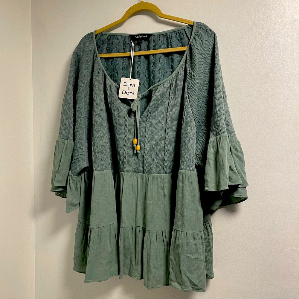 Davi & Dani Mint Green Tiered Top Size 2XL